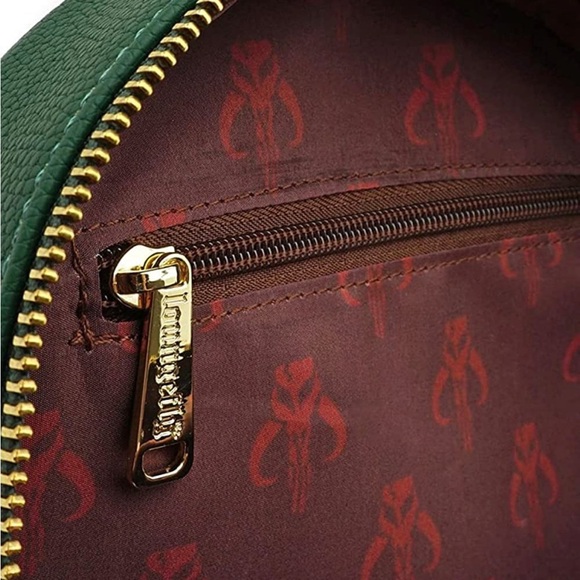 Star Wars Boba Fett Cosplay Loungefly Mini Backpack - Picture 4 of 4